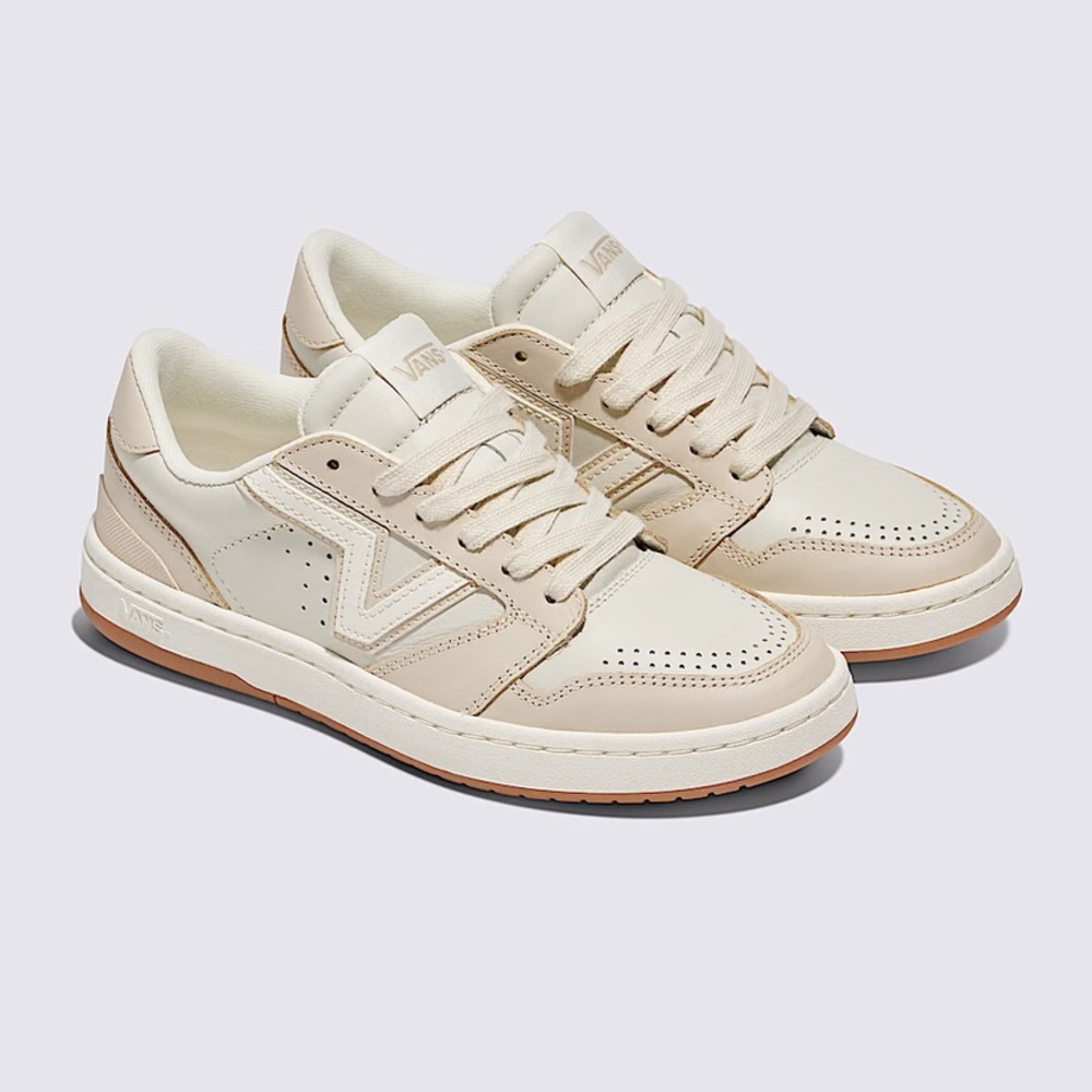Vans Men's Cream and Tan Sneakers